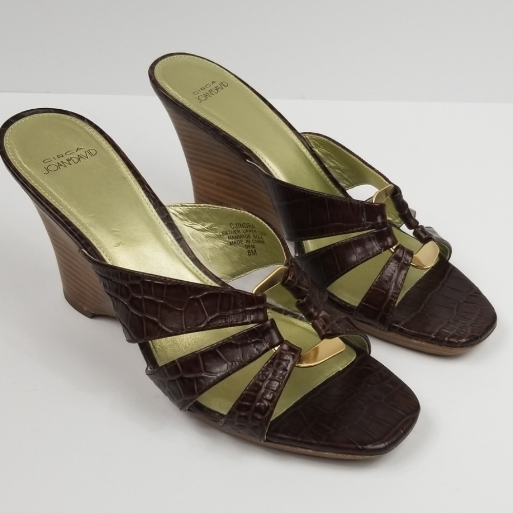 Circa Joan & David Cjindra Wedge Leather Sandals